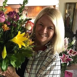 Meet your Posher, Christy